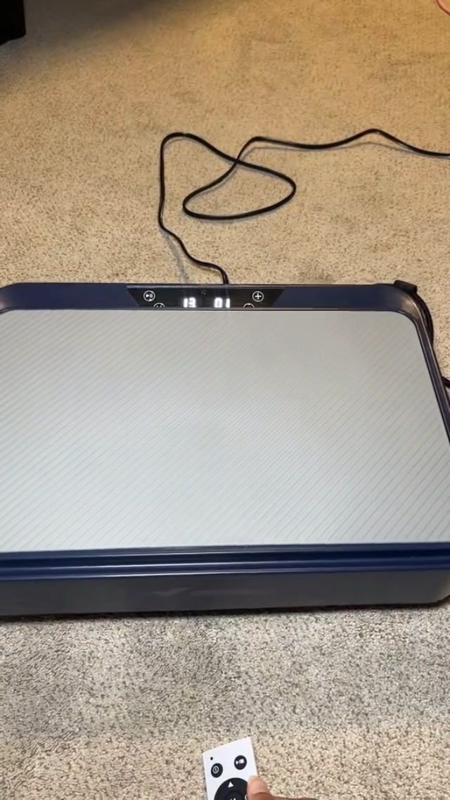Watch Merach mini exercise vibration plate on Amazon Live